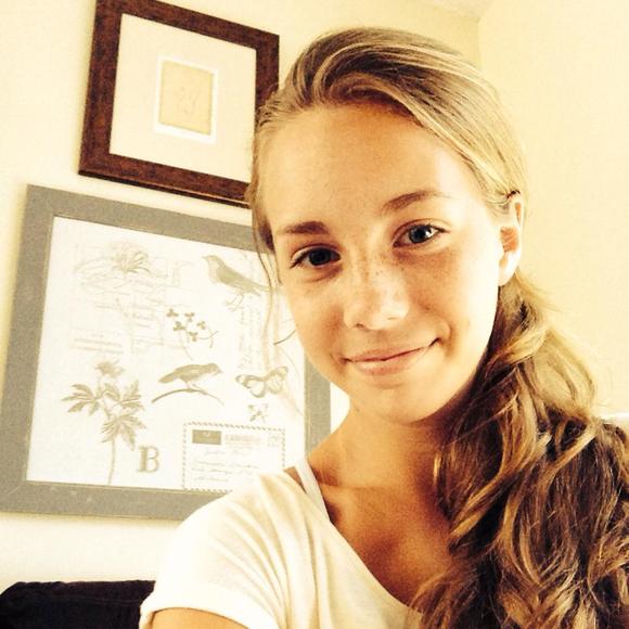 Meet your Posher, Auri - Picture 1 of 1